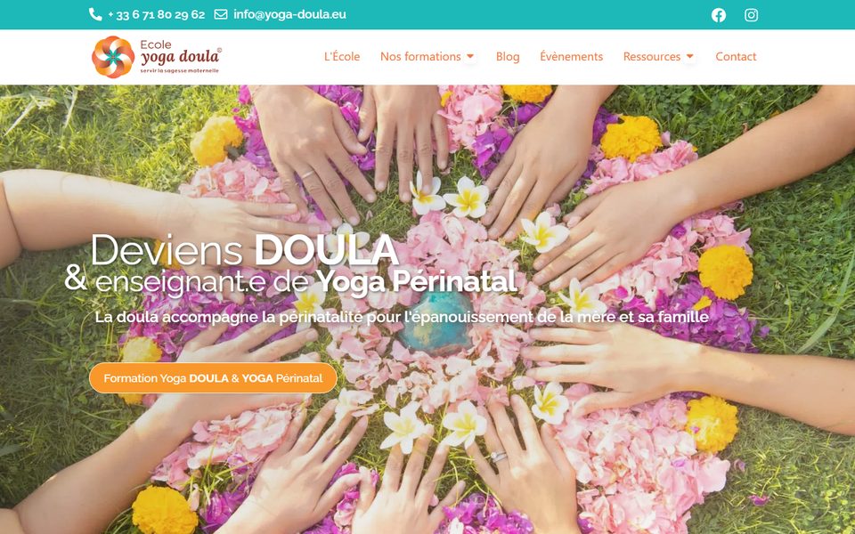 Capture de la page d’accueil du site de l’école de formation Yoga Doula